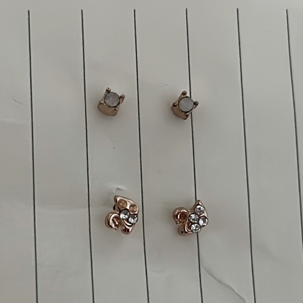 Tiny Flamingo and green studs